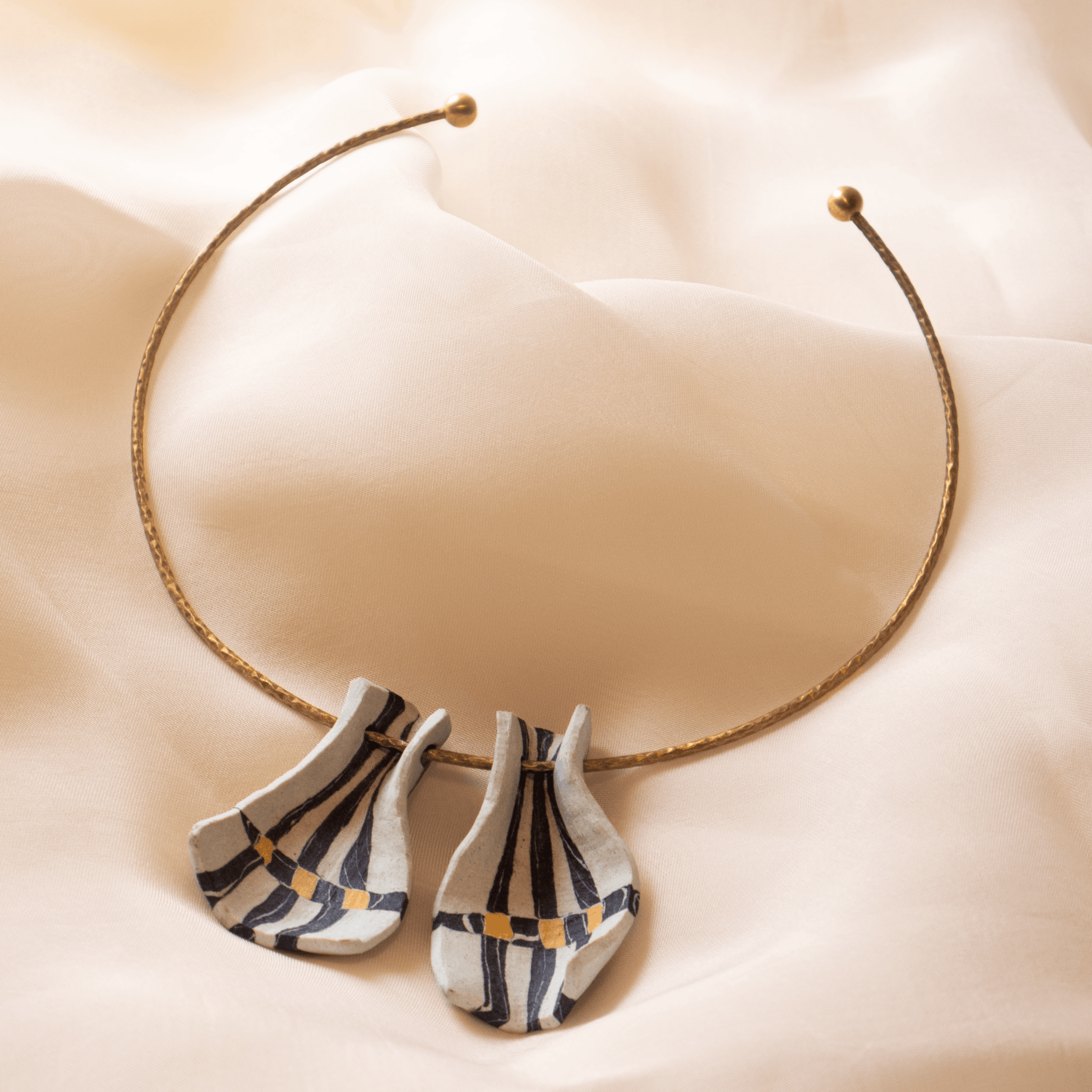 Akin Choker