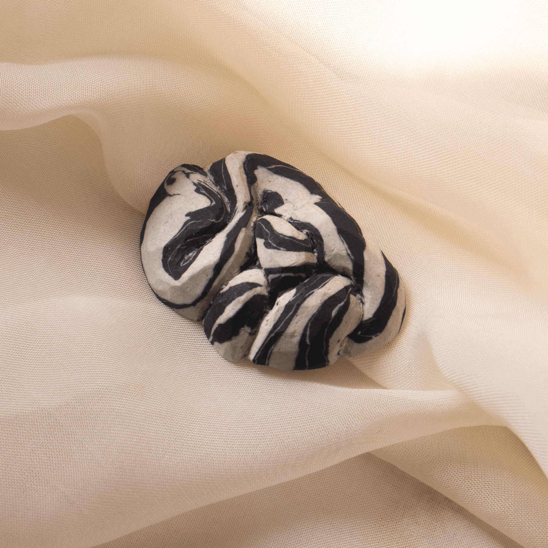 Akin Brooch 05
